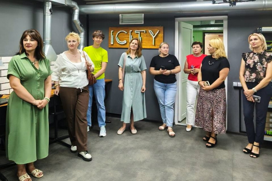 Представники HR-спільноти Миколаївського регіону відвідали дитячий освітній центр ICITY